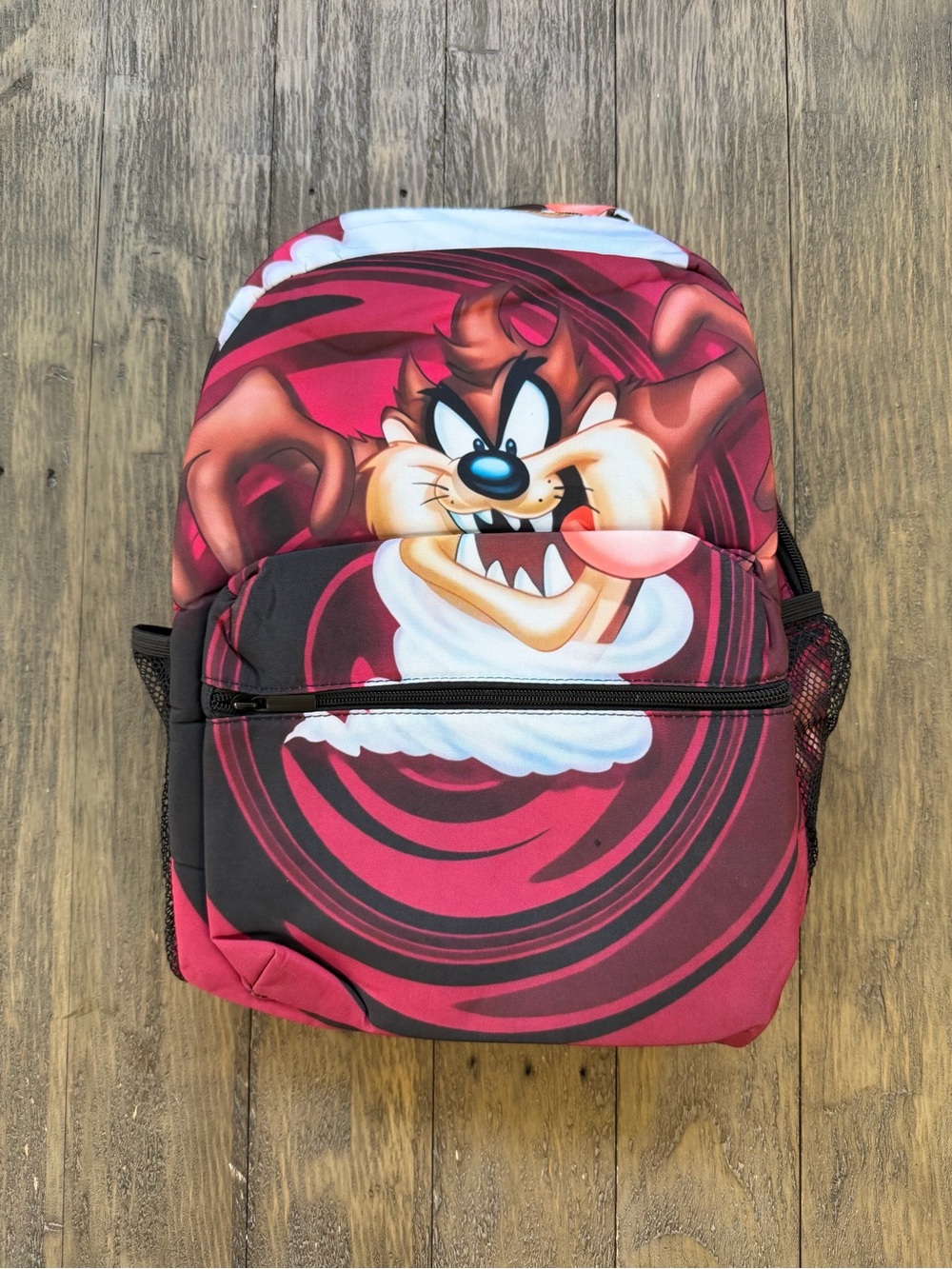 Tasmanian devil kids backpack
New in sealed package